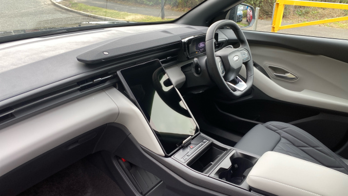 Ford Explorer 210kW Premium 79kWh 5dr Auto Electric Estate - Image 9